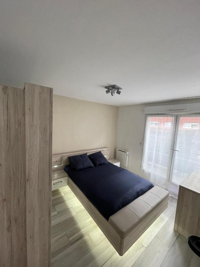 Appartement Proche Paris Et Disney Land. Рони-су-Боа Екстериор снимка